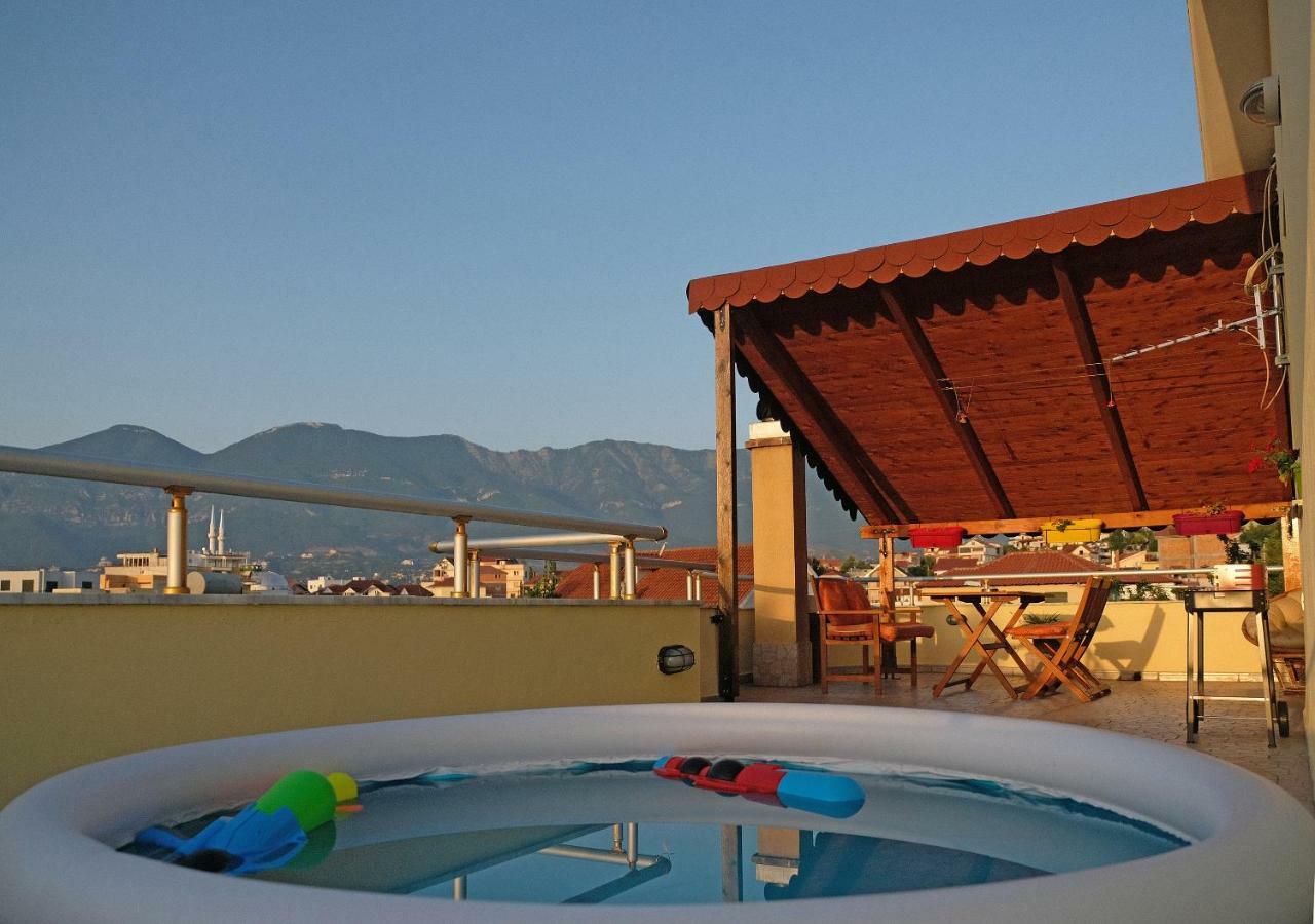 Friends Terrace Daire Tiran Dış mekan fotoğraf
